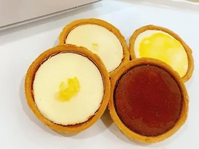 お店限定のチーズタルト