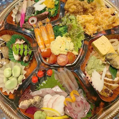 ひろしま旬彩 鶴乃や本店の写真